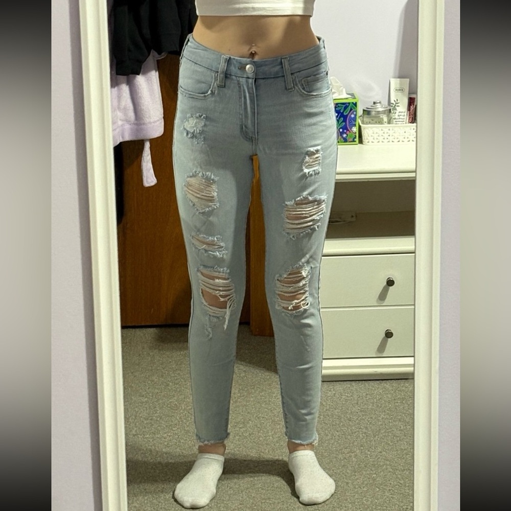 Aeropostale High-Rise Light Wash Ripped Jeans